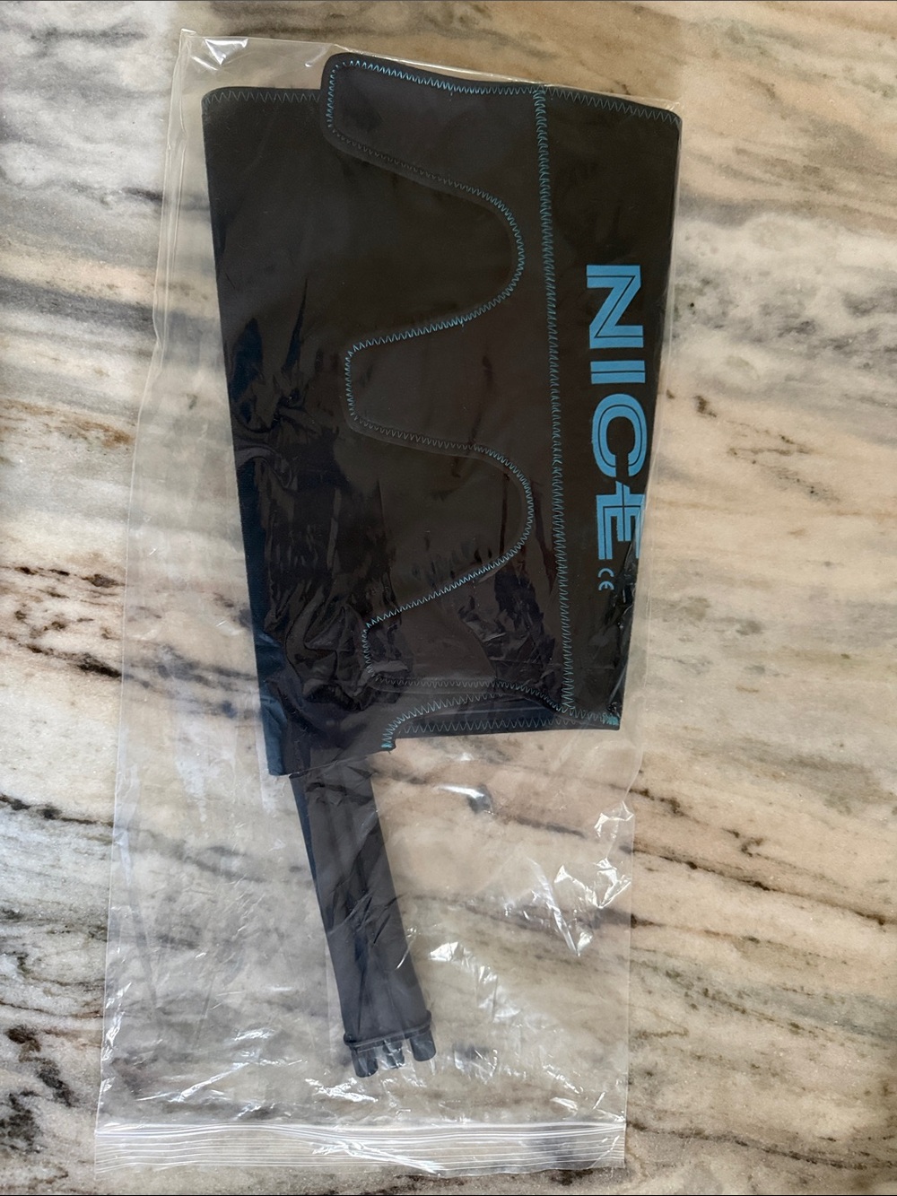 NICE Recovery Knee Wrap  BRAND NEW SZ Sm/Med